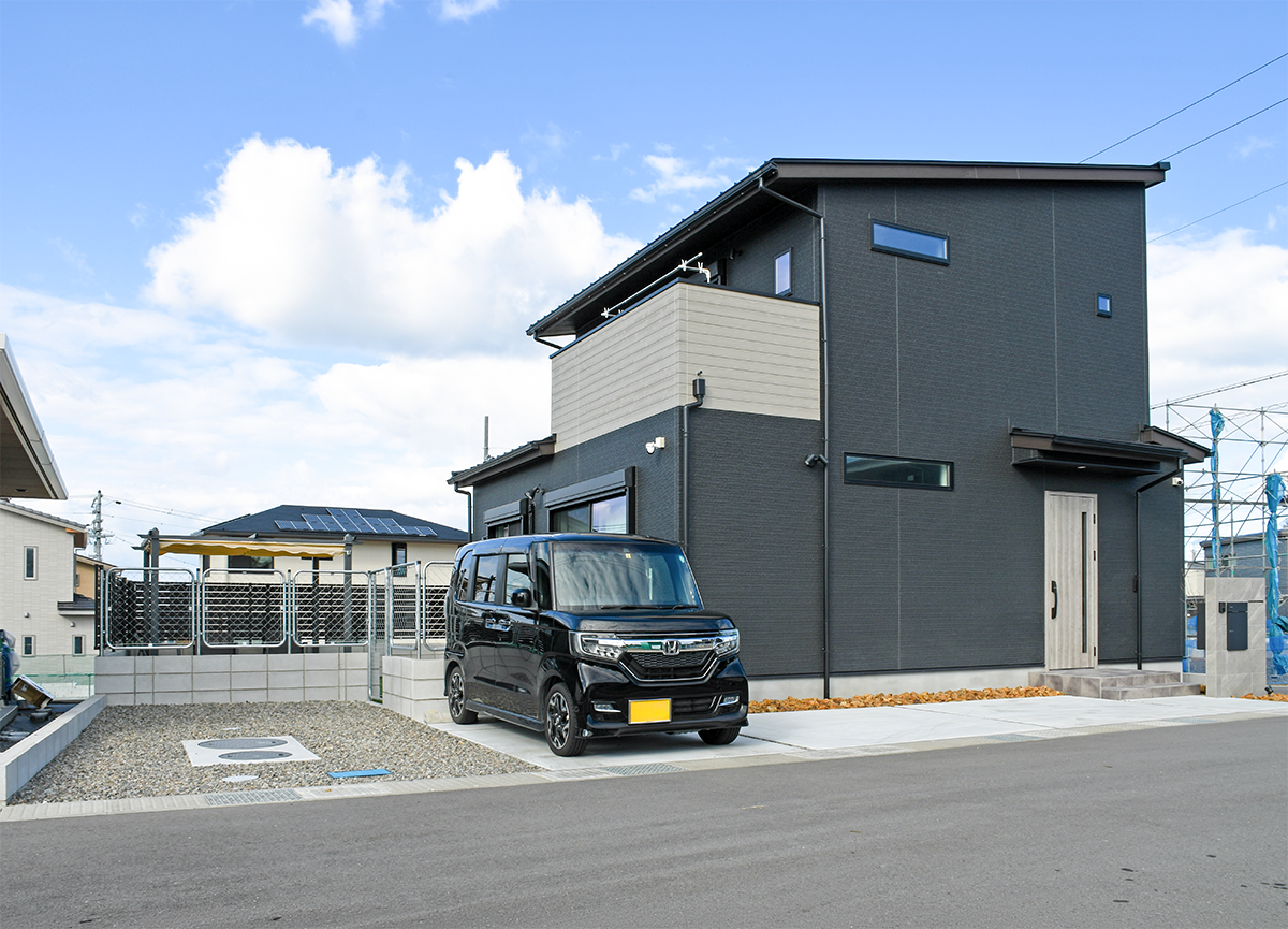 ワンちゃんとの暮らしやすさにこだわる外構　大阪府泉佐野市M様邸
